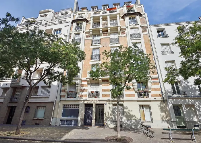 Elegant Appartement A Paris 16E